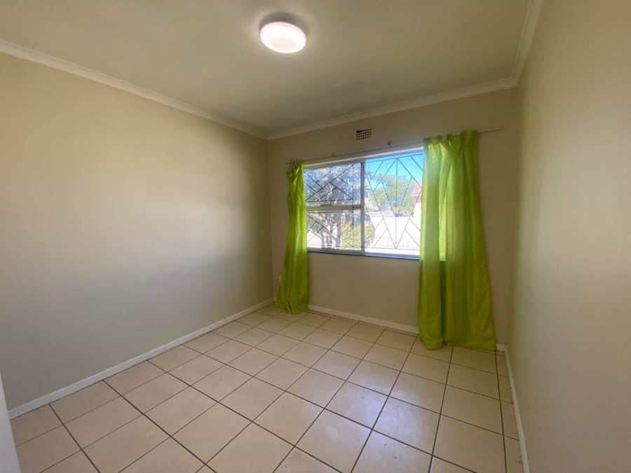 3 Bedroom Property for Sale in Devon Park Village Western Cape